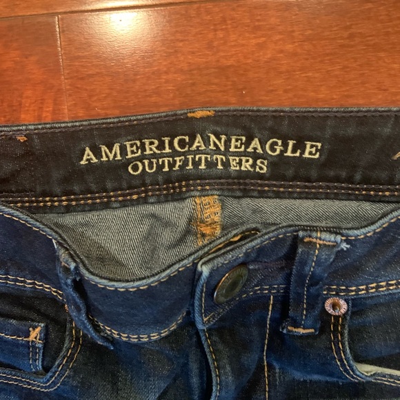 American Eagle Super Skinny - Picture 2 of 3